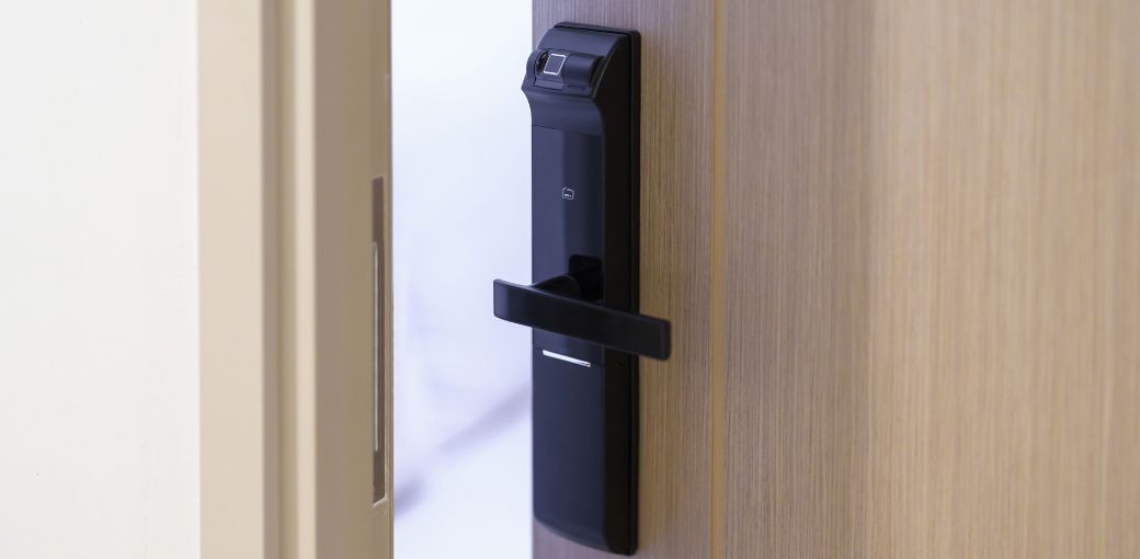 Zwora elektromagnetyczna - niezawodne rozwiązanie w systemach kontroli dostępu