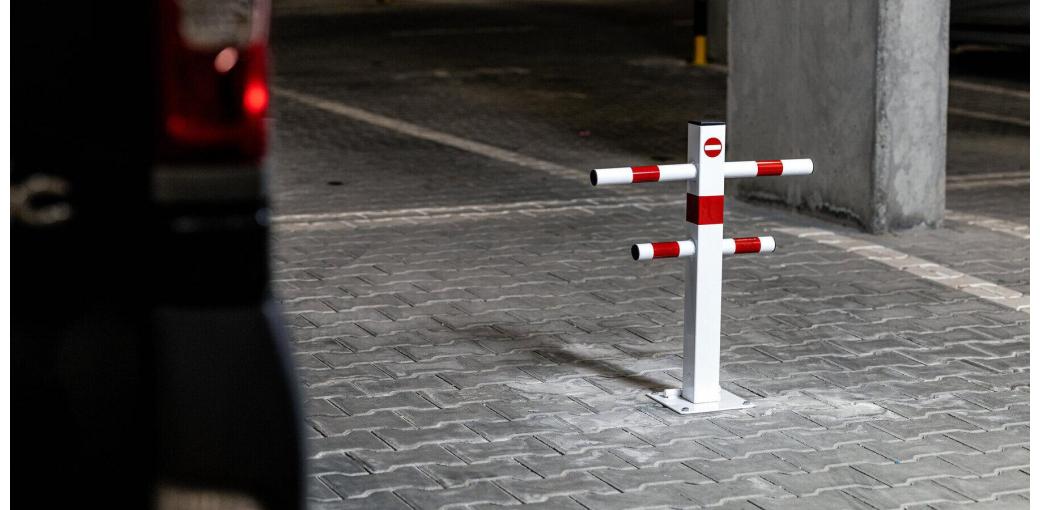 Blokada parkingowa – skuteczne zabezpieczenie miejsca postojowego