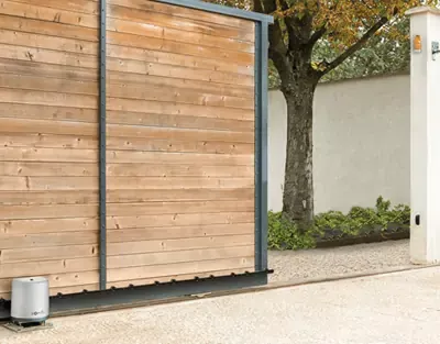 Napęd do bramy przesuwnej - Somfy Freevia 400