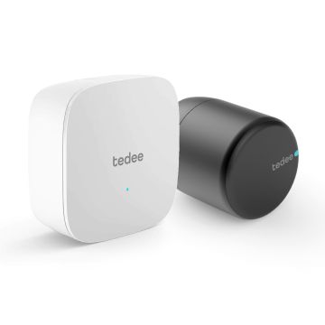 Inteligentny zamek Tedee Lock PRO – grafitowy, zestaw z routerem Tedee.